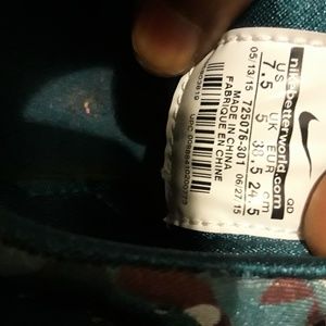 Nike huarachy size 7.5